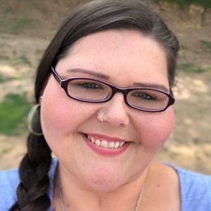 Meet your Posher, Lacy